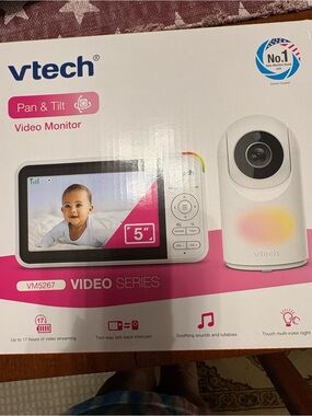 VTech White Pan & Tilt Video Monitor with 5" Screen - VM5267